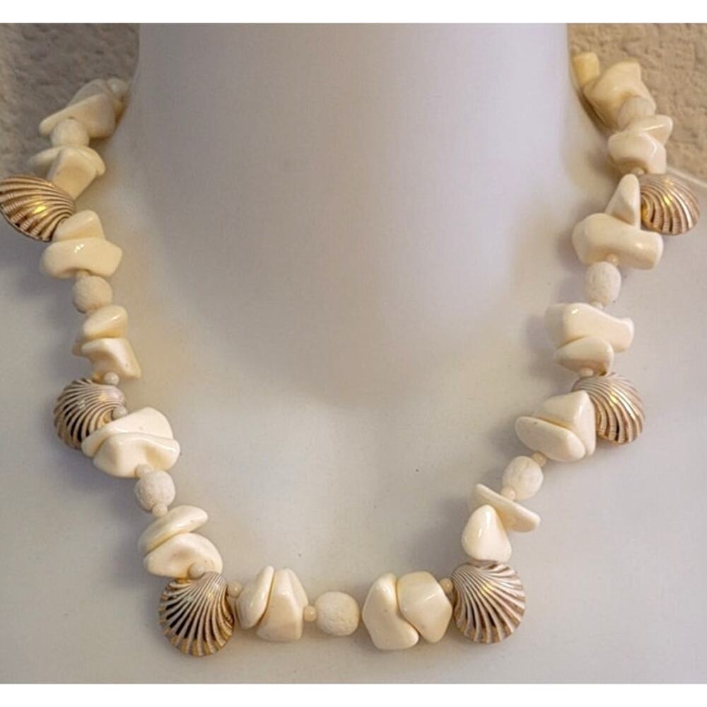 Vintage Freirich Cream Shell 17" Necklace Organic Nautical Sealife Coastal 17”
